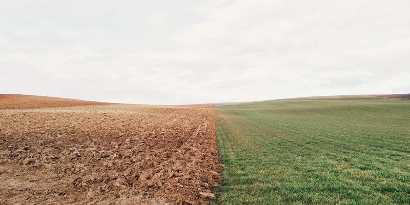 工商业光伏电站投资指南：闲置屋顶如何变身“绿色印钞机”，实现降本、增效与碳减排三重收益